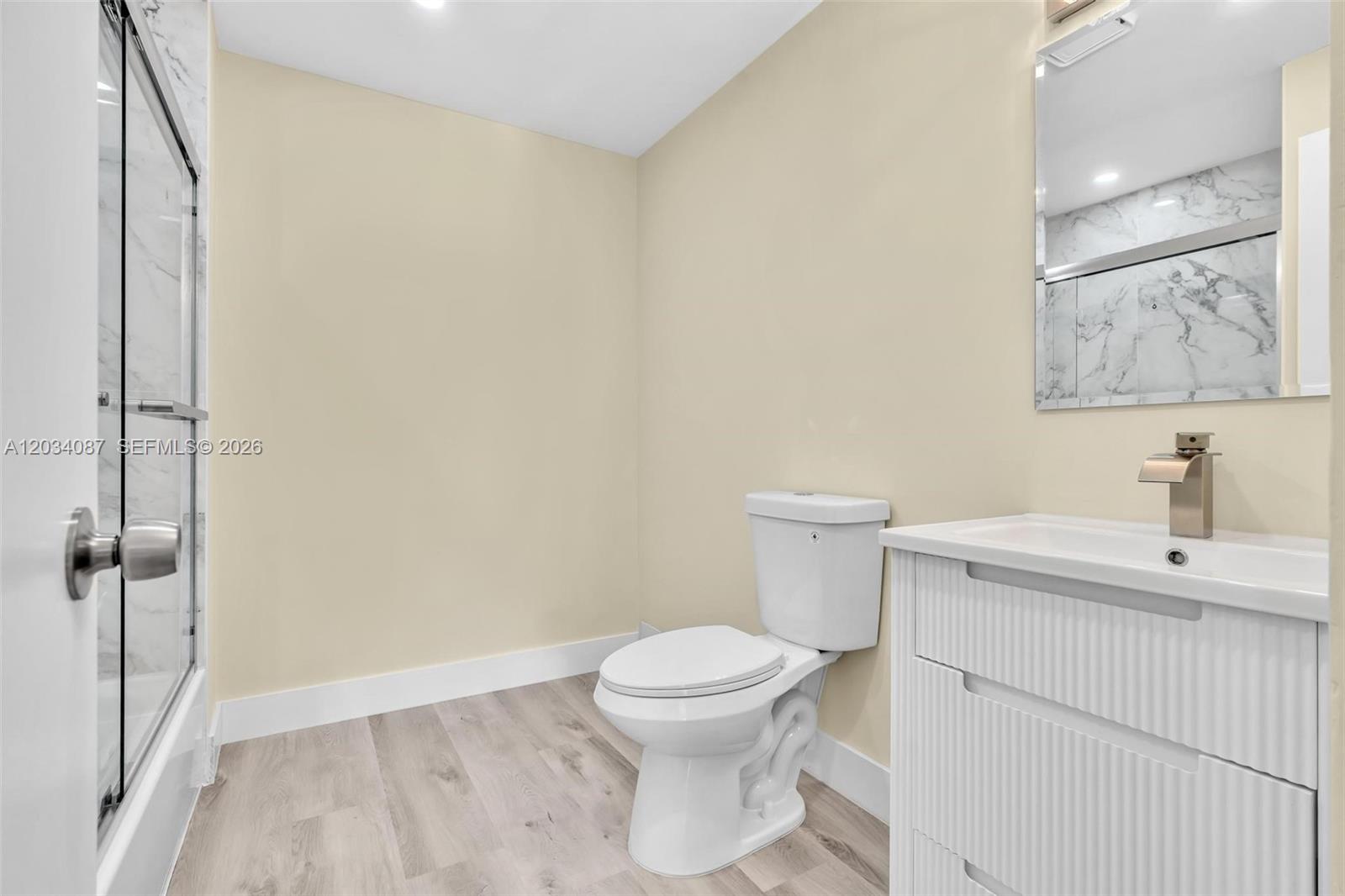 9124 Collins Avenue, Unit 304 Surfside, FL 33154 - Photo 19 of 32