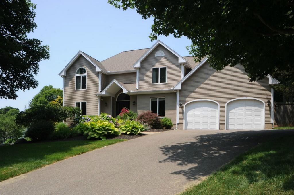 2 Fellsmere Farm Road Branford, CT 06405 - Photo 1 of 1 Gallery Image 1