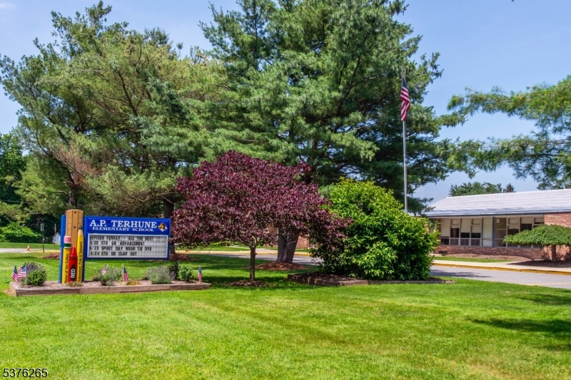 4 Parkside Court Wayne, NJ 07470 - Photo 18 of 18