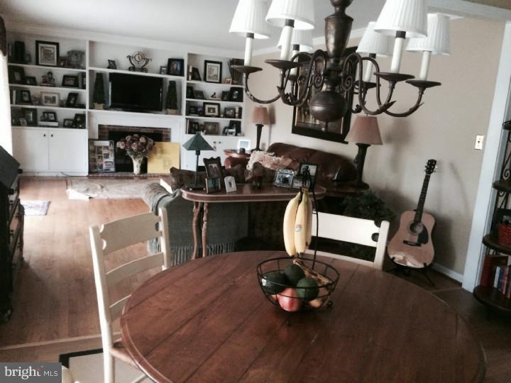 9 Kenwick Road Hockessin, DE 19707 - Photo 4 of 16 Family Room