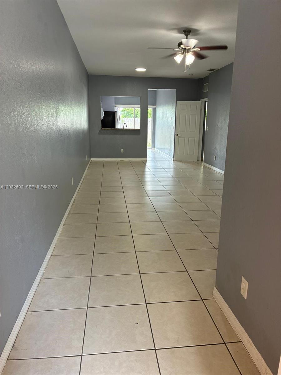 55 Southwest 14th Terrace, Unit 55 Homestead, FL 33030 - Photo 2 of 27