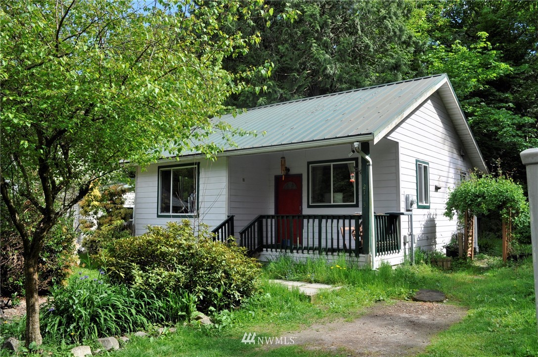 2133 Culp Court Point Roberts, WA 98281 - Photo 1 of 22