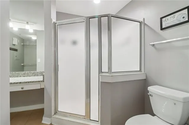 $235,000 | 800 Peachtree Street Northeast, Unit 1520, Atlanta, GA 30308