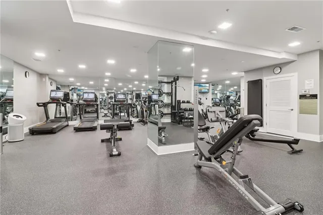 $235,000 | 800 Peachtree Street Northeast, Unit 1520, Atlanta, GA 30308