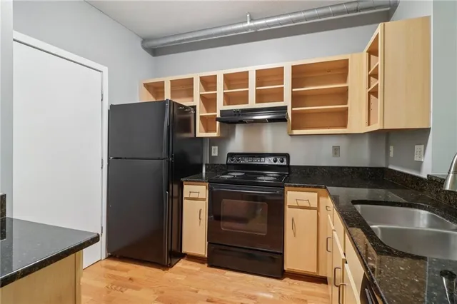 $235,000 | 800 Peachtree Street Northeast, Unit 1520, Atlanta, GA 30308