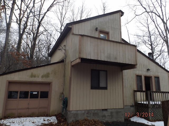 833 Canterbury Road Bushkill, PA 18324 - Photo 1 of 9 DSCF4284 (640x480)