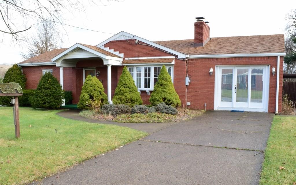 2754 Brodhead Road Aliquippa, PA 15001 - Photo 1 of 24 Welcome to 2754 Brodhead!
