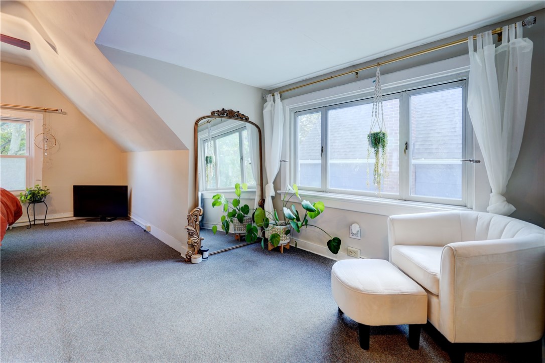 284 Benton Street Rochester, NY 14620 - Photo 24 of 30 Gallery Image 24