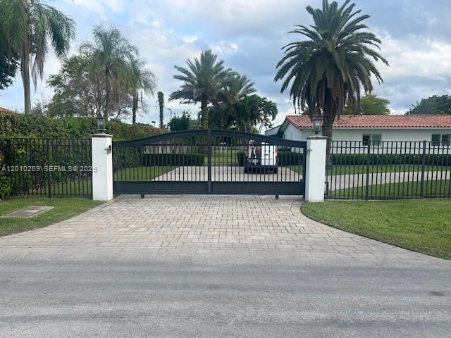 9540 Southwest 68th Street Miami, FL 33173 - Photo 2 of 47