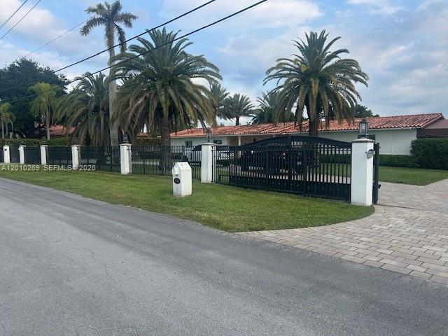 9540 Southwest 68th Street Miami, FL 33173 - Photo 3 of 47