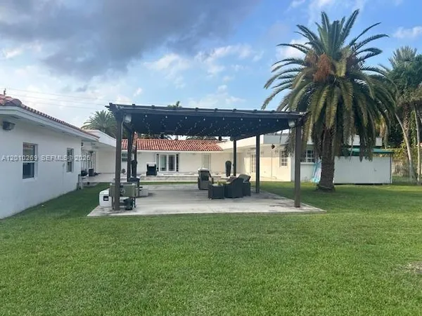 $11,000 | 9540 Southwest 68th Street, Miami, FL 33173