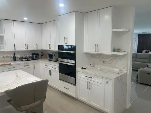 $11,000 | 9540 Southwest 68th Street, Miami, FL 33173