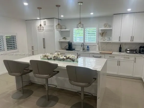 $11,000 | 9540 Southwest 68th Street, Miami, FL 33173