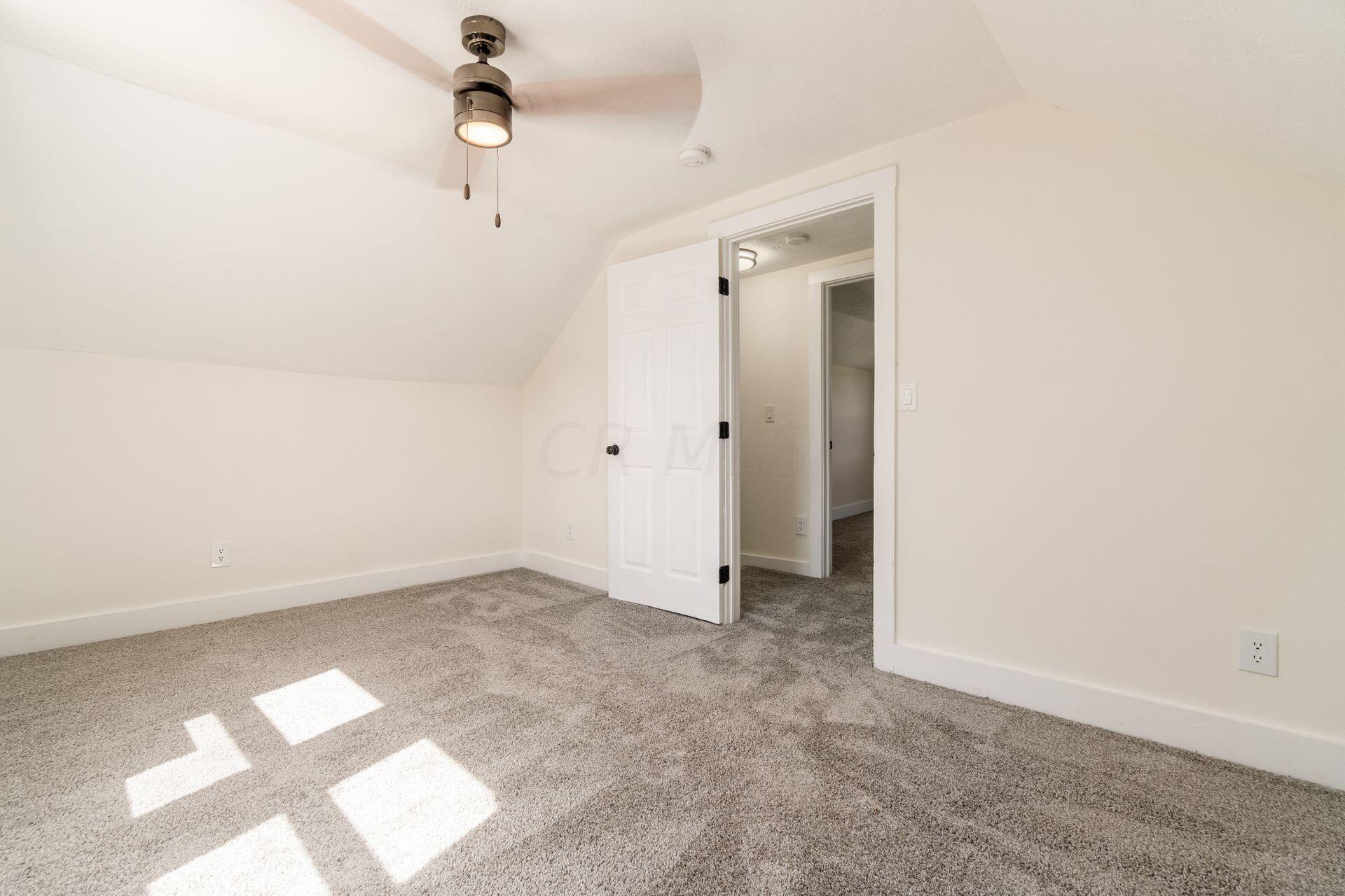 899 North Nelson Road Columbus, OH 43219 - Photo 32 of 37 047_S - 899 N Nelson Rd - 131