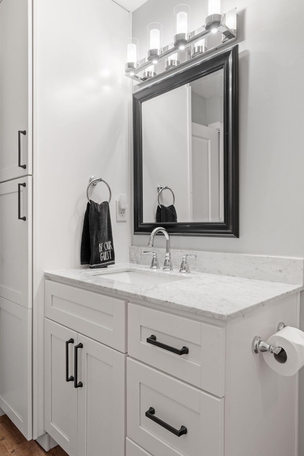 2129 Arkwright Street Maplewood, MN 55117 - Photo 13 of 47