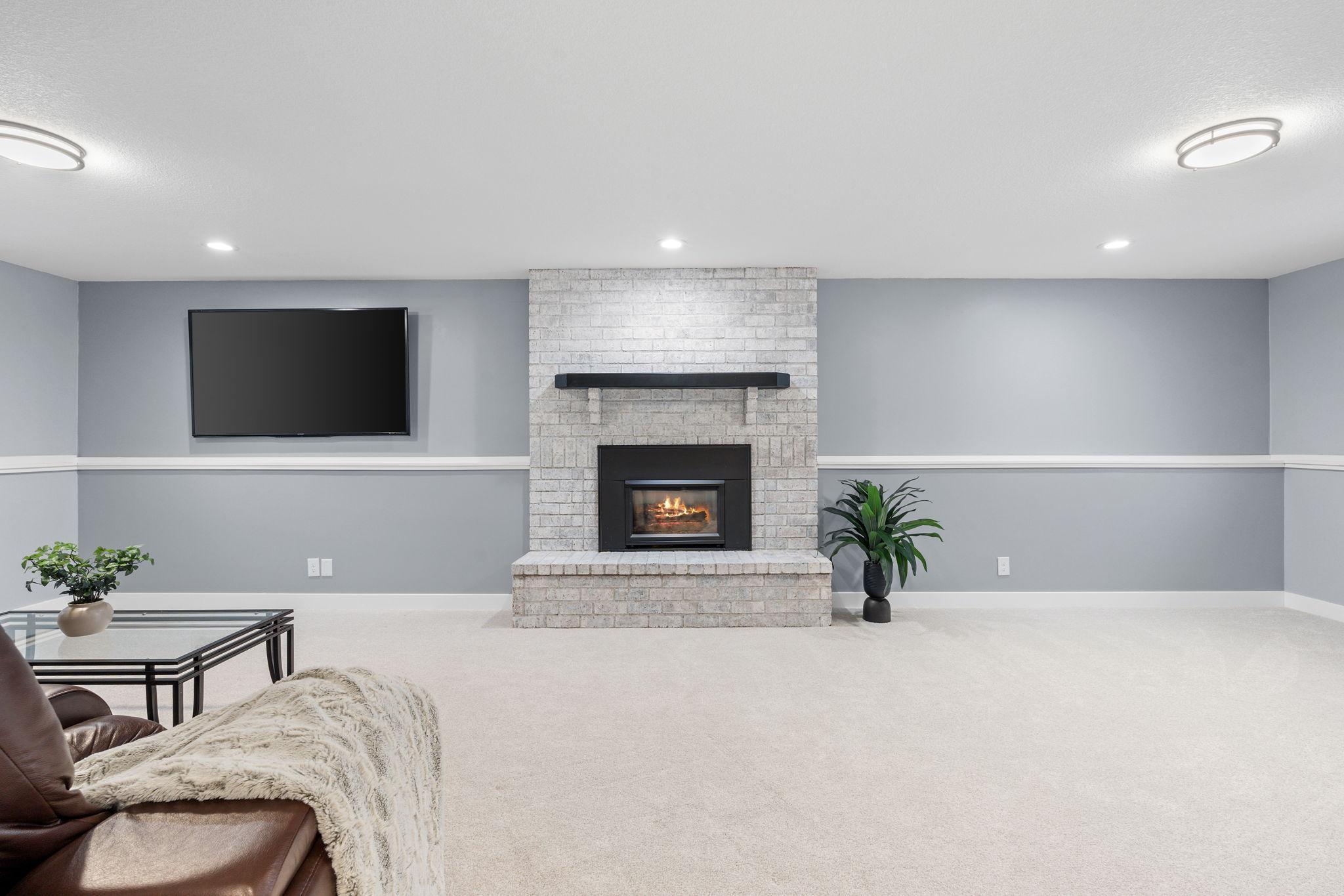 2129 Arkwright Street Maplewood, MN 55117 - Photo 20 of 47