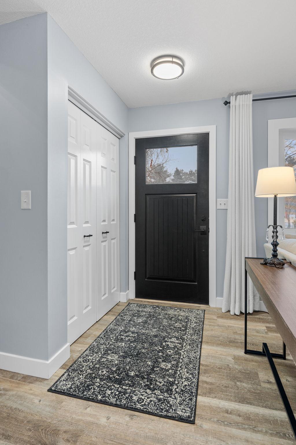 2129 Arkwright Street Maplewood, MN 55117 - Photo 2 of 47