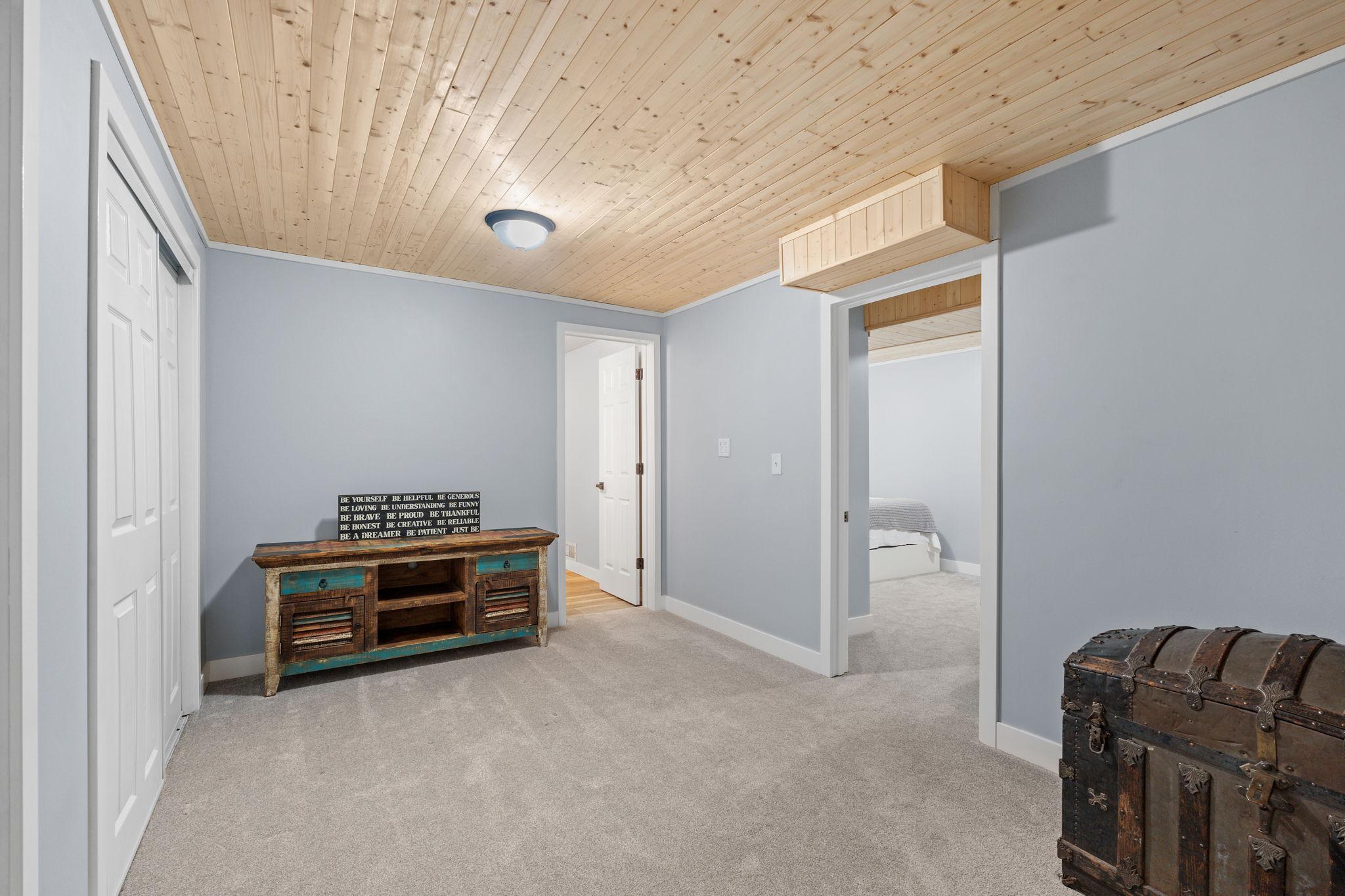 2129 Arkwright Street Maplewood, MN 55117 - Photo 26 of 47