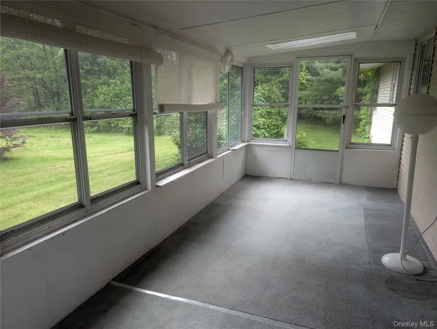 $325,000 | 6 Crawford Street, Pine Bush, NY 12566