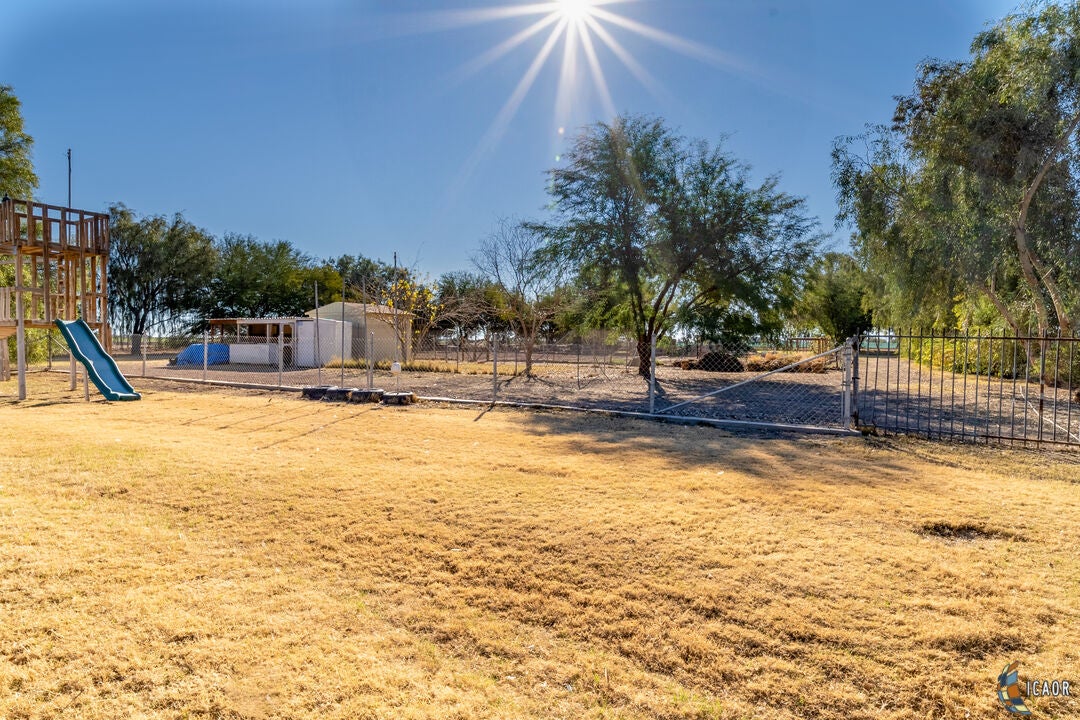 595 East Robinson Road Imperial, CA 92251 - Photo 9 of 37 Gallery Image 9