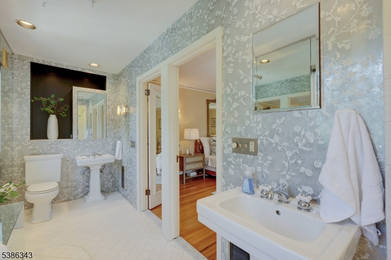 15 Georgian Road Morristown, NJ 07960 - Photo 21 of 44 a bathroom with a bathtub and a toilet