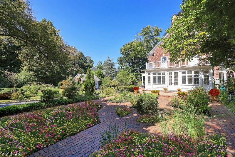 15 Georgian Road Morristown, NJ 07960 - Photo 33 of 44 a view of a house with a garden