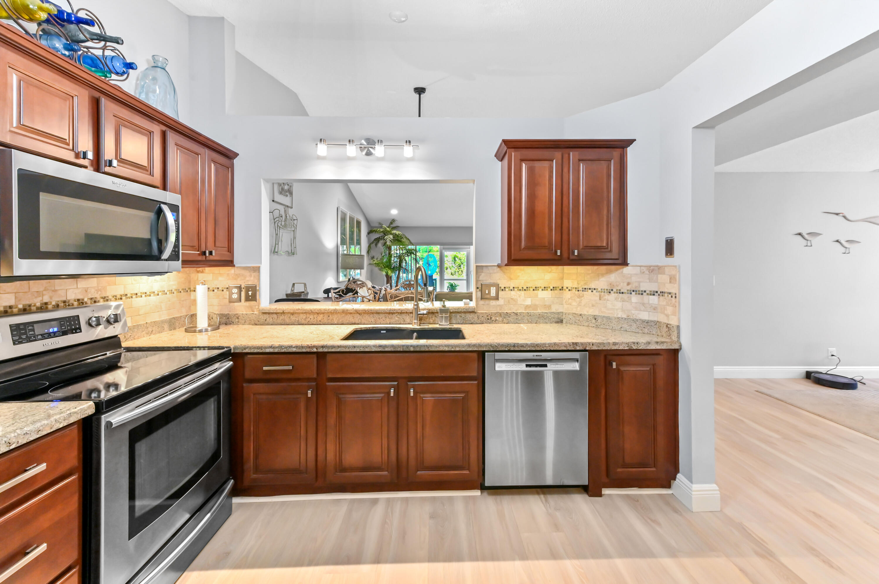 7615 Red Ruby Drive Delray Beach, FL 33446 - Photo 9 of 33 10 kitchen 02