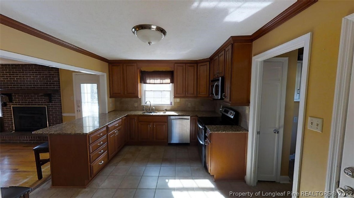 276 Hood Road Lumberton, NC 28358 - Photo 9 of 26 Gallery Image 9