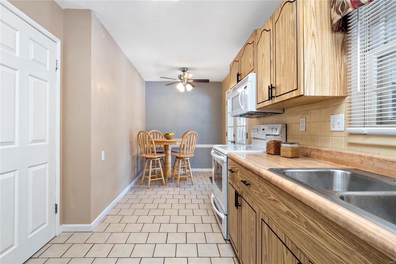 9314 Forman Road St. Louis, MO 63123 - Photo 5 of 23 Gallery Image 5