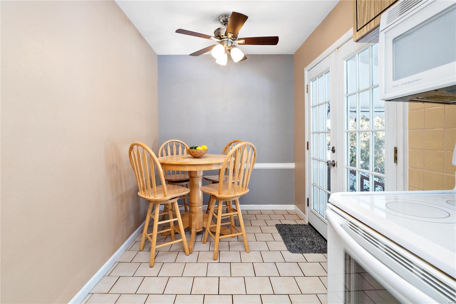 9314 Forman Road St. Louis, MO 63123 - Photo 7 of 23 Gallery Image 7
