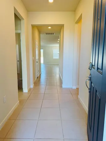 $2,650 | 13049 Skyway Lane, Orlando, FL 32828