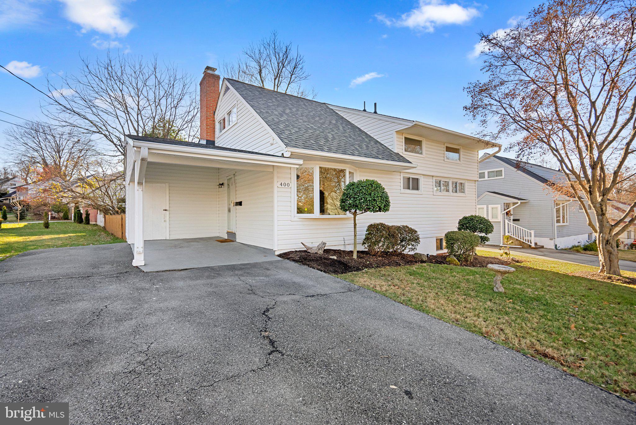 400 Mercer Road Rockville, MD 20852 - Photo 2 of 27 With Spacious Driveway & Carport