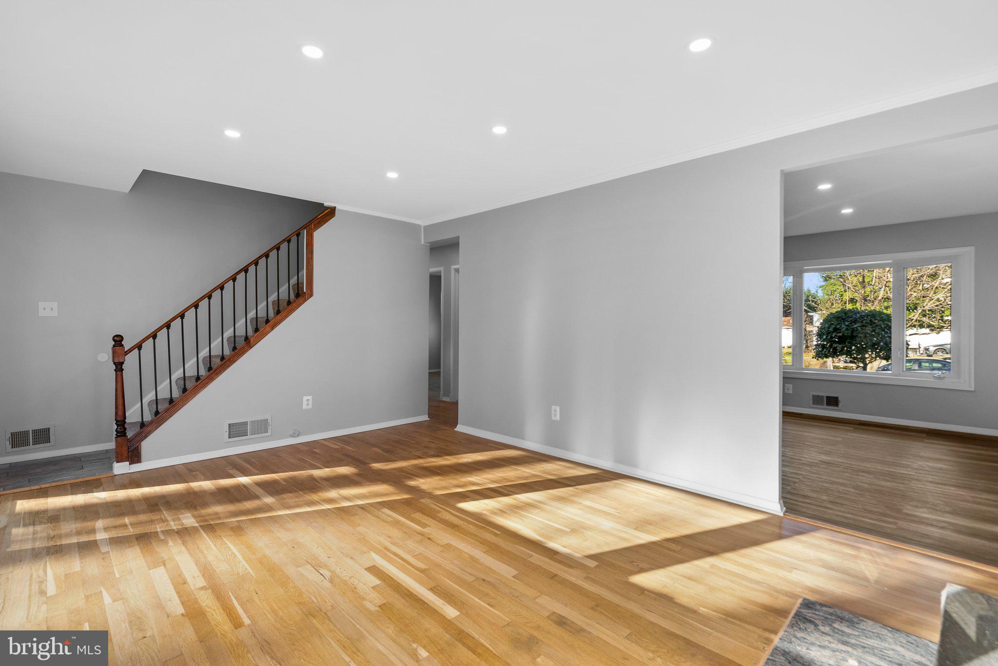 400 Mercer Road Rockville, MD 20852 - Photo 6 of 27