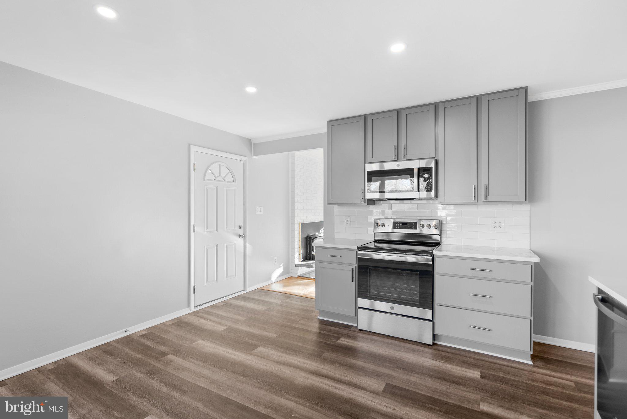 400 Mercer Road Rockville, MD 20852 - Photo 10 of 27