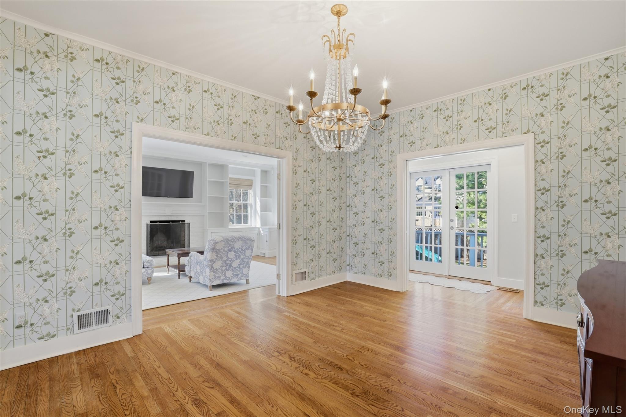 7 Adelaide Street Rye, NY 10580 - Photo 8 of 42