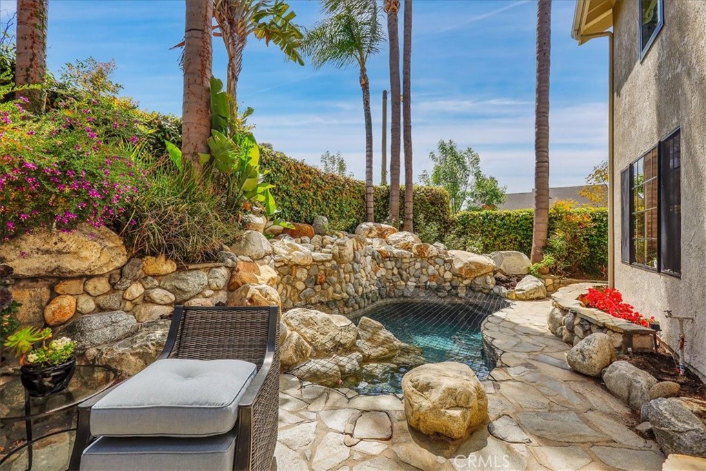 22 Colonial Irvine, CA 92620 - Photo 45 of 47 a view of balcony with couple of flower plants