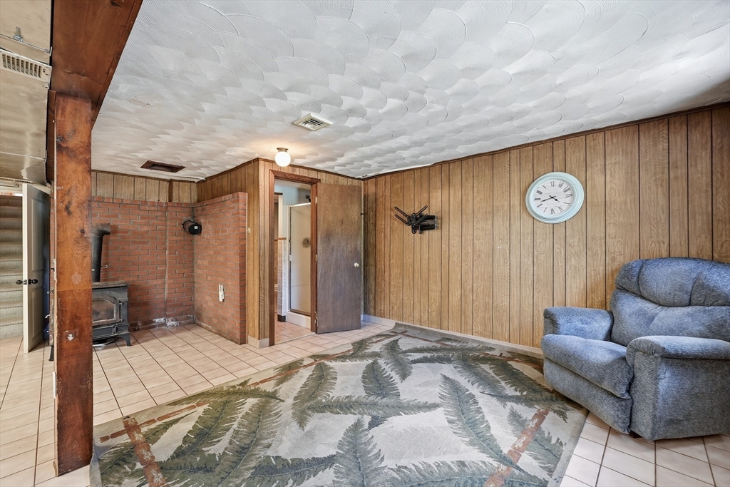 88 Roy Street Ludlow, MA 01056 - Photo 28 of 36
