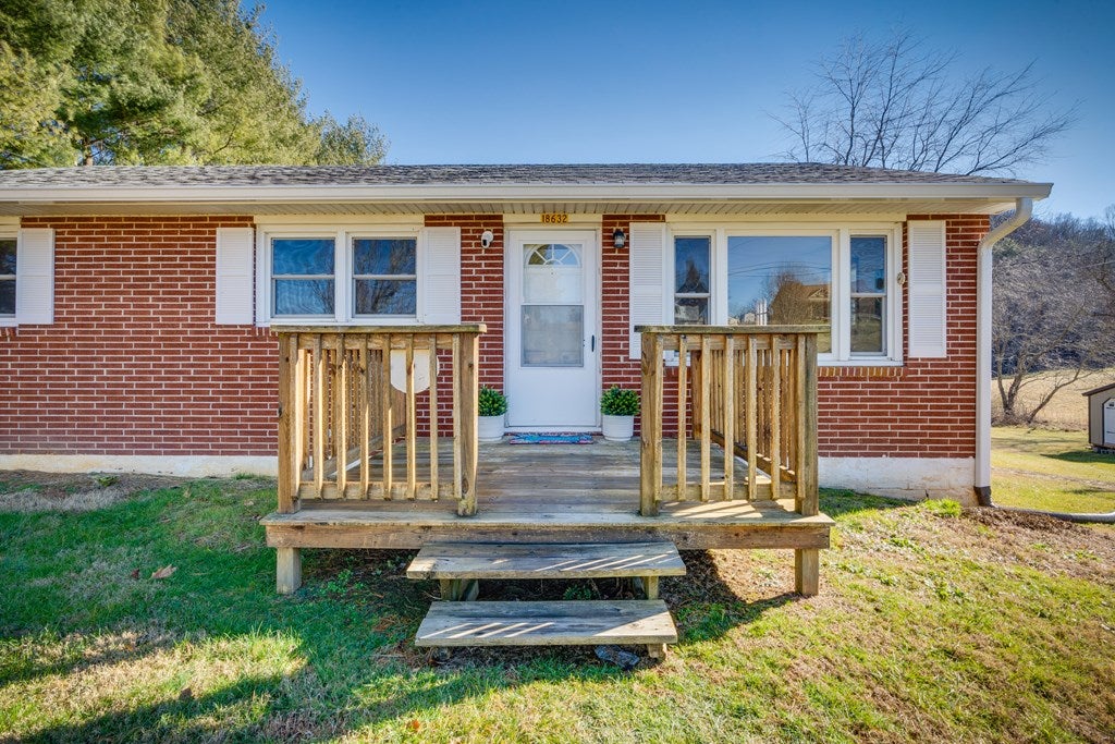 18632 Cleveland Road Abingdon, VA 24211 - Photo 7 of 25 Gallery Image 7