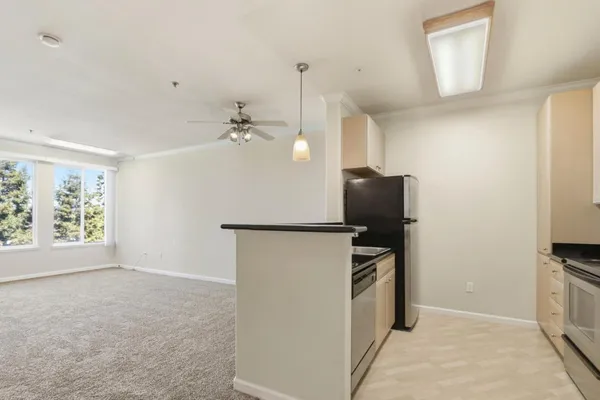 $560,000 | 801 South Winchester Boulevard, Unit 6400, San Jose, CA 95128