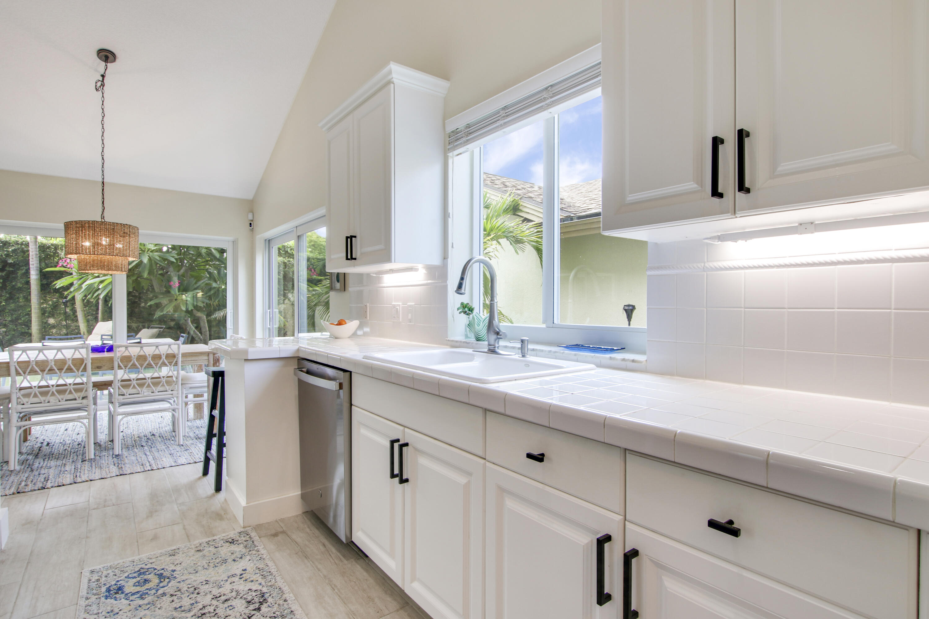 114 Ridge Road Jupiter, FL 33477 - Photo 13 of 28 Kitchen