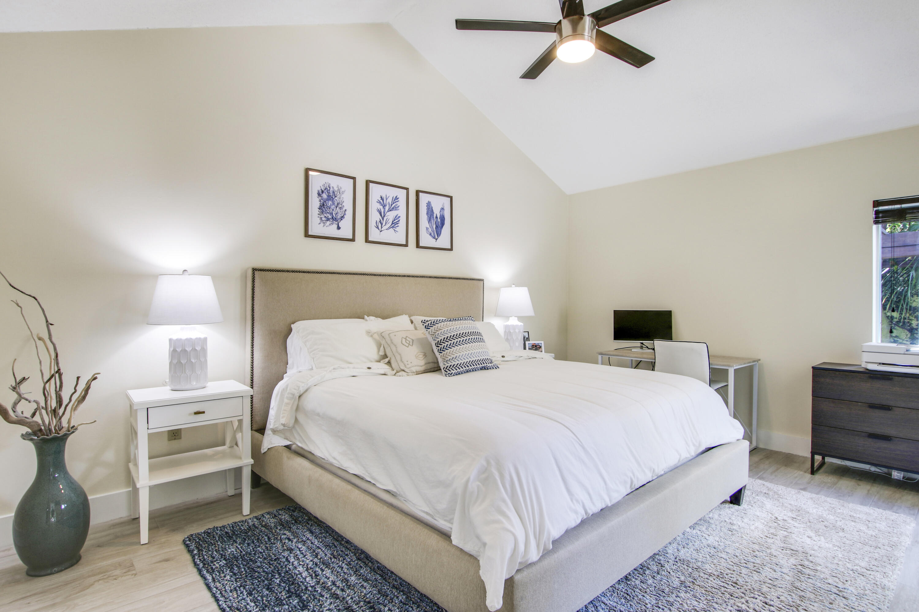 114 Ridge Road Jupiter, FL 33477 - Photo 8 of 28 Master bed Room