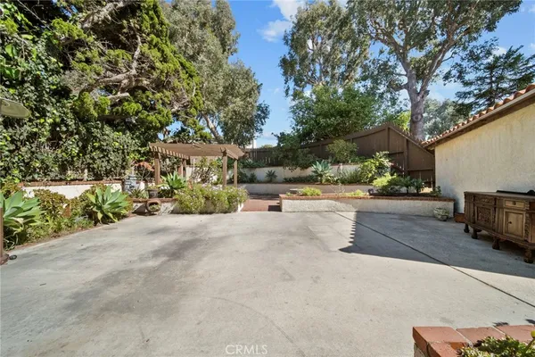 $3,000,000 | 98 Via Monte Doro, Redondo Beach, CA 90277