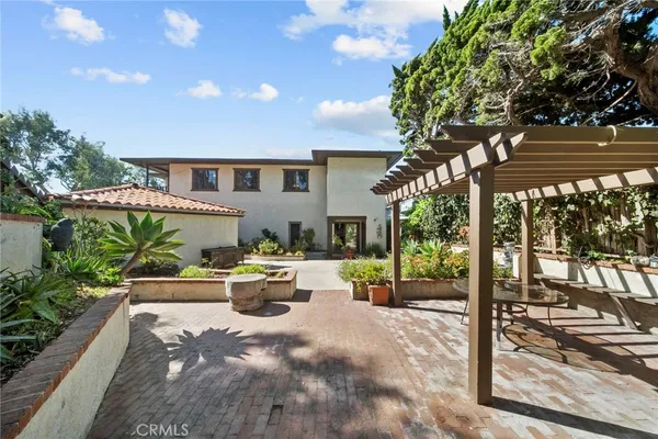 $3,000,000 | 98 Via Monte Doro, Redondo Beach, CA 90277