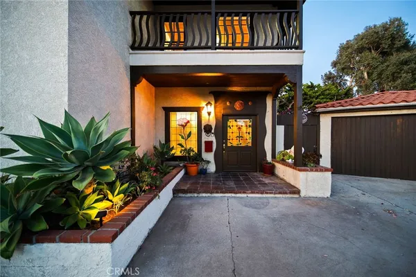 $3,000,000 | 98 Via Monte Doro, Redondo Beach, CA 90277