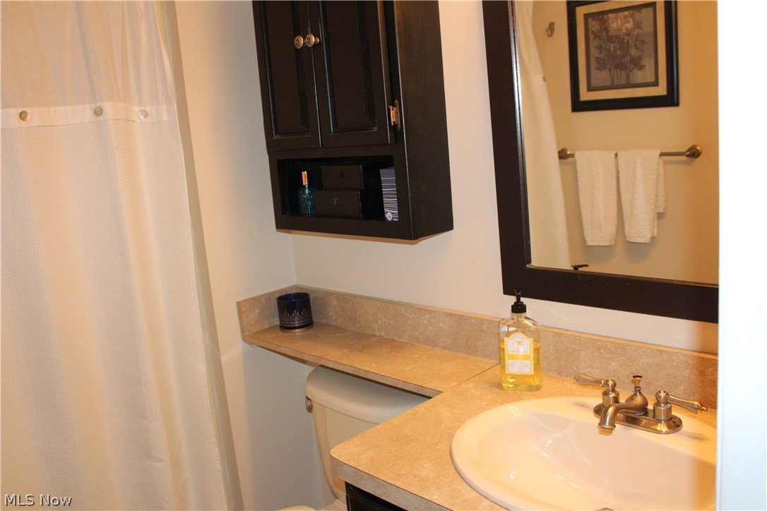 37181 Reeves Road Eastlake, OH 44095 - Photo 19 of 25 Gallery Image 19