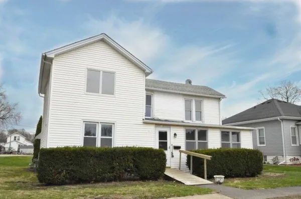 $239,000 | 112 West Chippewa Street, Dwight, IL 60420