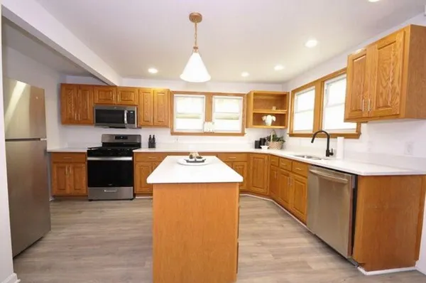 $239,000 | 112 West Chippewa Street, Dwight, IL 60420