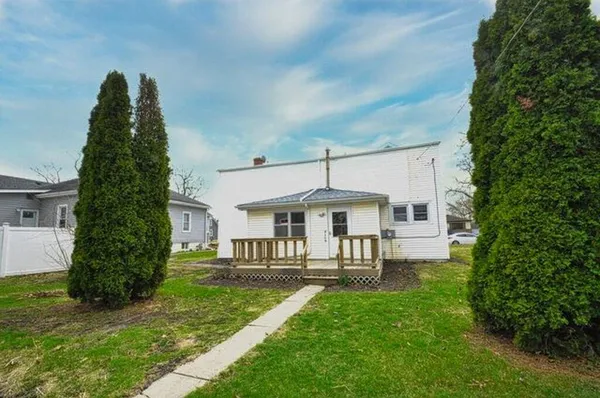 $239,000 | 112 West Chippewa Street, Dwight, IL 60420