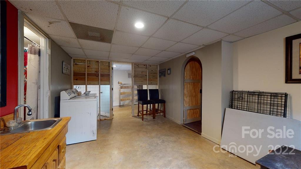 809 Gaddy Road South Nebo, NC 28761 - Photo 34 of 39 Gallery Image 34