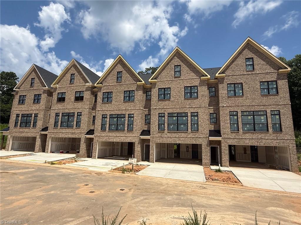 5222 North Church St Unit E  